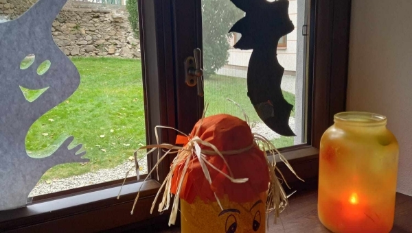 Halloween ve školní jídelně