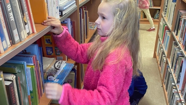 1. třída v knihovně