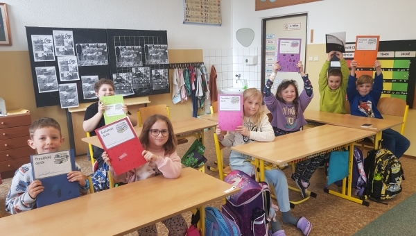 Březen - měsíc knihy - čtenářské deníky