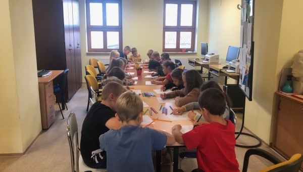 1. a 2. třída v knihovně