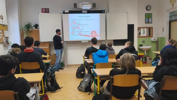 Přednáška o návykových látkách